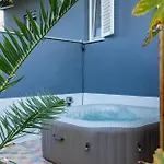 2 Bedroom Gorgeous Apartment In Pula