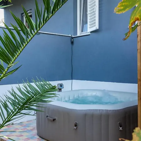 Amazing In With Wifi