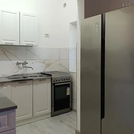 Apartament Amazing In With Wifi Pula