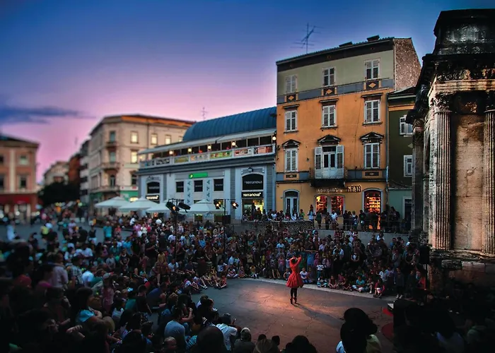 Amazing In With Wifi Pula